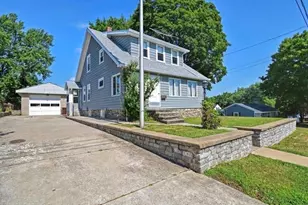 41 Highland St, Auburn, MA 01501 - Photo 1