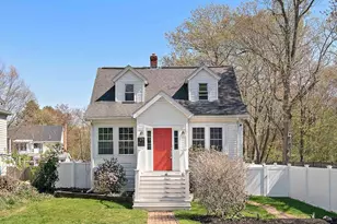 124 Gainsville Rd, Dedham, MA 02026 - Photo 1