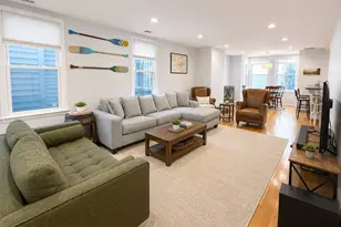 28 Monument St, Boston, MA 02129 - Photo 1