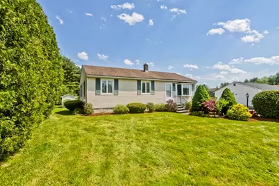 25 Ballard St, Easthampton, MA 01027 - Photo 1
