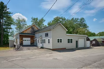 356 High St, Greenfield, MA 01301 - Photo 1