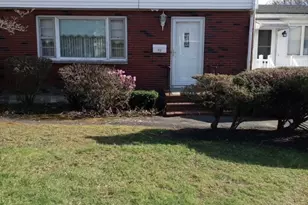 87 Auburn St, Saugus, MA 01906 - Photo 1