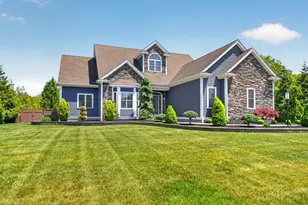 70 Sycamore Ln, Westport, MA 02790 - Photo 1