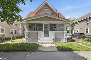 62 Kenyon St, Springfield, MA 01109 - Photo 1
