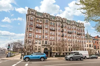464 Commonwealth Ave #27, Boston, MA 02215 - Photo 1