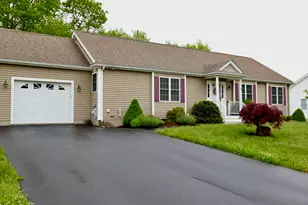 7 Rodeo Dr, East Bridgewater, MA 02333 - Photo 1