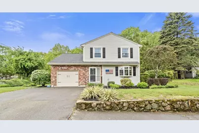71 Sheilas Way, Lynn, MA 01904 - Photo 1