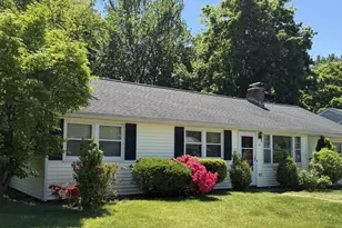 18 Griffin Rd, Framingham, MA 01701 - Photo 1