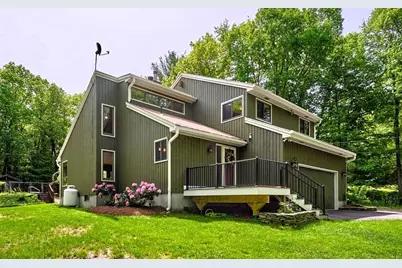 174 Cedar St, Sturbridge, MA 01566 - Photo 1