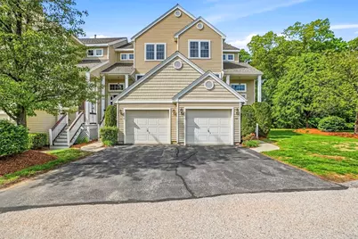 9 Robert Cir #9, Grafton, MA 01536 - Photo 1