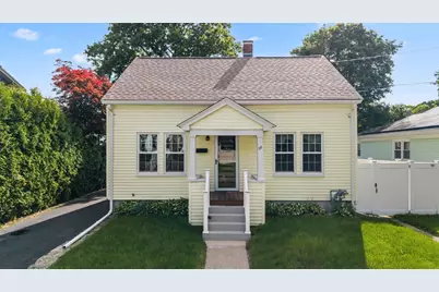 28 Spring St, Webster, MA 01570 - Photo 1