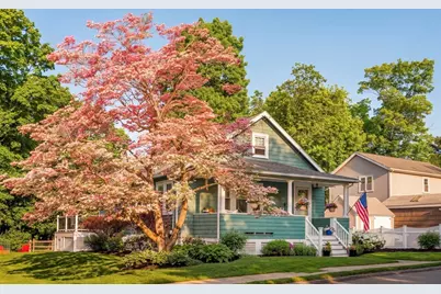 54 Endicott Rd, Stoneham, MA 02180 - Photo 1