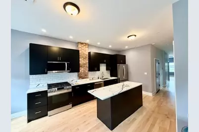 301 North St #5, Boston, MA 02113 - Photo 1
