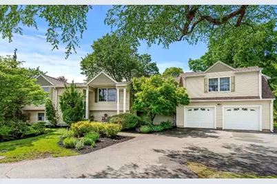 81 Lowell Blvd, Methuen, MA 01844 - Photo 1