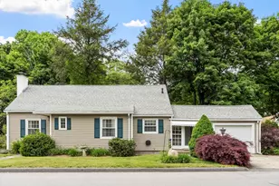 11 Whitla Dr, Worcester, MA 01604 - Photo 1