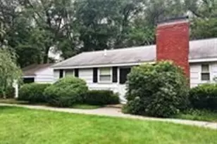 15 Walsh Rd, Bedford, MA 01730 - Photo 1