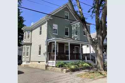 9 Pearl St #2, Wakefield, MA 01880 - Photo 1
