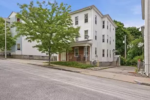 31 Aetna St, Worcester, MA 01604 - Photo 1