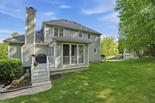 69 Highland View Dr, Sutton, MA 01590 - Photo 1