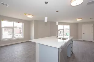 882 Massachusetts Ave, Arlington, MA 02474 - Photo 1