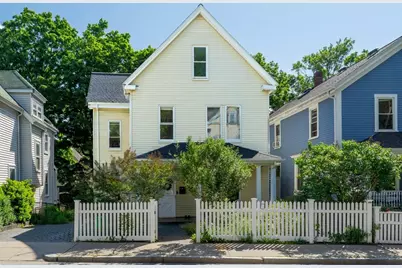 146 Poplar St, Boston, MA 02131 - Photo 1