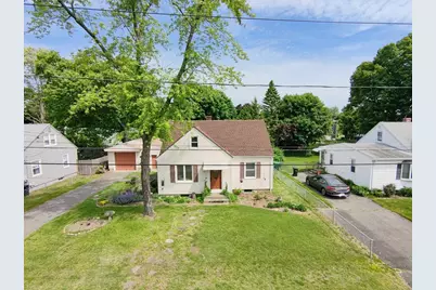 118 Edgewood Ave, Chicopee, MA 01013 - Photo 1