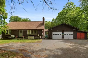 4A Fletcher St, Plainville, MA 02762 - Photo 1