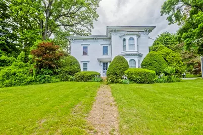 109 College St, South Hadley, MA 01075 - Photo 1