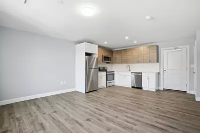 632 Centre St #302, Boston, MA 02139 - Photo 1