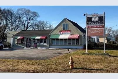 717 Fall River Ave, Seekonk, MA 02771 - Photo 1