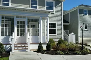 137 Court St, Plymouth, MA 02360 - Photo 1