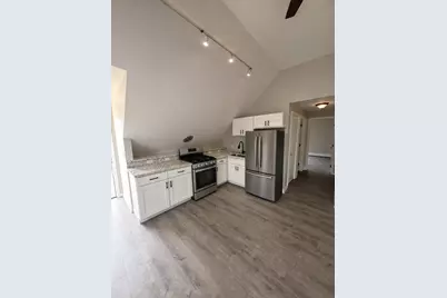 80 Cabot St #5, Beverly, MA 01915 - Photo 1