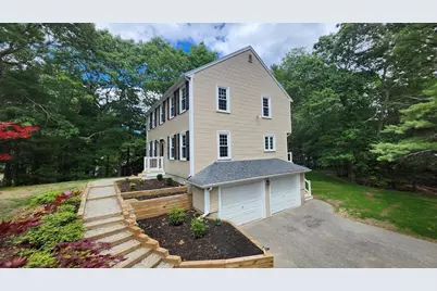 10 McClellan Dr, Plymouth, MA 02360 - Photo 1