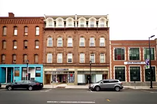 164 High St, Holyoke, MA 01040 - Photo 1