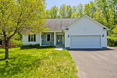 12 Camelot Ln, Easthampton, MA 01027 - Photo 1