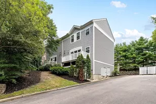 2 Ricciuti Dr, Quincy, MA 02169 - Photo 1