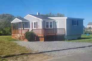 11 Starboard Dr, Fairhaven, MA 02719 - Photo 1