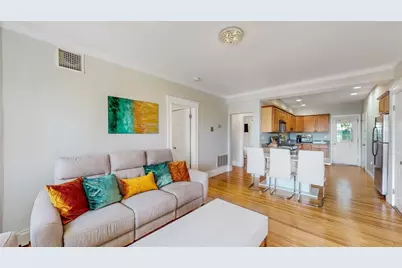 33 Main St #2, Somerville, MA 02145 - Photo 1