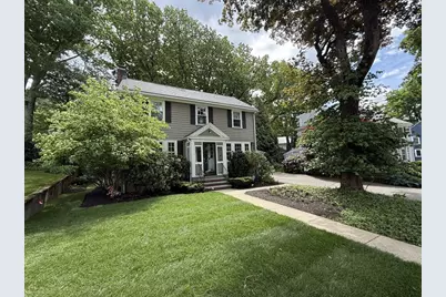 24 Beverly Rd #24, Newton, MA 02461 - Photo 1