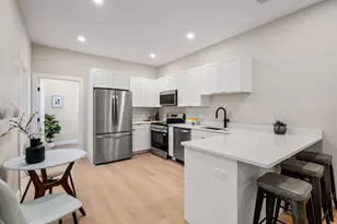 7 Cross St, Wilmington, MA 01887 - Photo 1