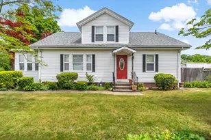 28 Central Ave, Seekonk, MA 02771 - Photo 1