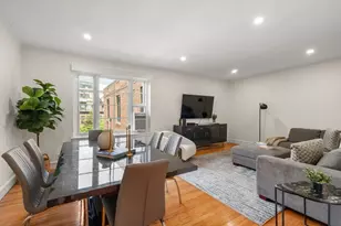 15 Monmouth Ct, Brookline, MA 02446 - Photo 1