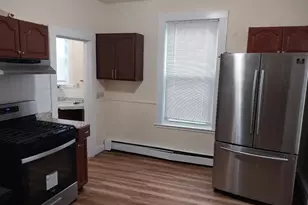 15 Astor St, Lynn, MA 01905 - Photo 1