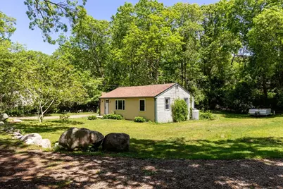 8 Pond View Cir, Plymouth, MA 02360 - Photo 1