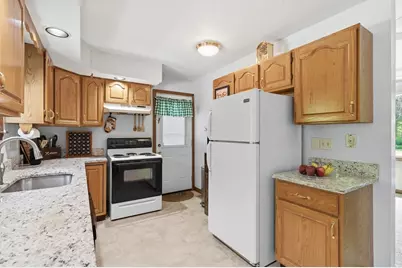 100 Saint Nicholas Ave, Worcester, MA 01606 - Photo 1