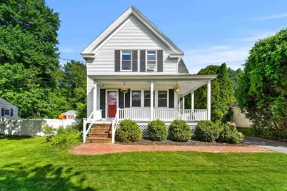 9 Giles St, Methuen, MA 01844 - Photo 1