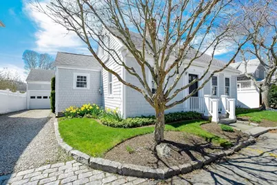 35 Main Street, Mattapoisett, MA 02739 - Photo 1