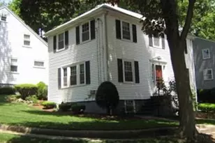 133 High Haith Rd, Arlington, MA 02474 - Photo 1