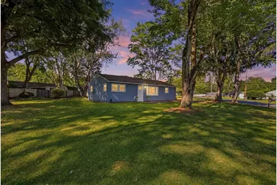 43 Sunridge Dr, Springfield, MA 01118 - Photo 1