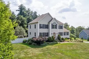 47 Skyview Dr, Fitchburg, MA 01420 - Photo 1